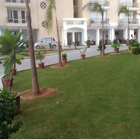 Essentia entrance driveway and lawn, Bhiwadi