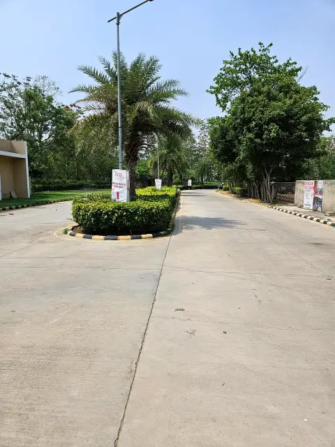 Laid-out plotted street in Terra City township, Tapukara–Tijara belt